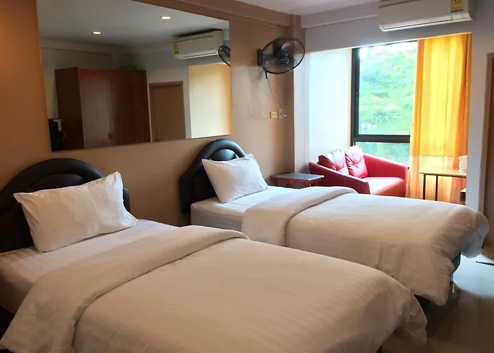 Hotel Chanmuan Resident